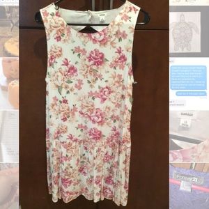 Garage size L floral dress